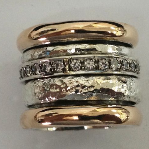 Tykkere og lagdelt vintage guld ring